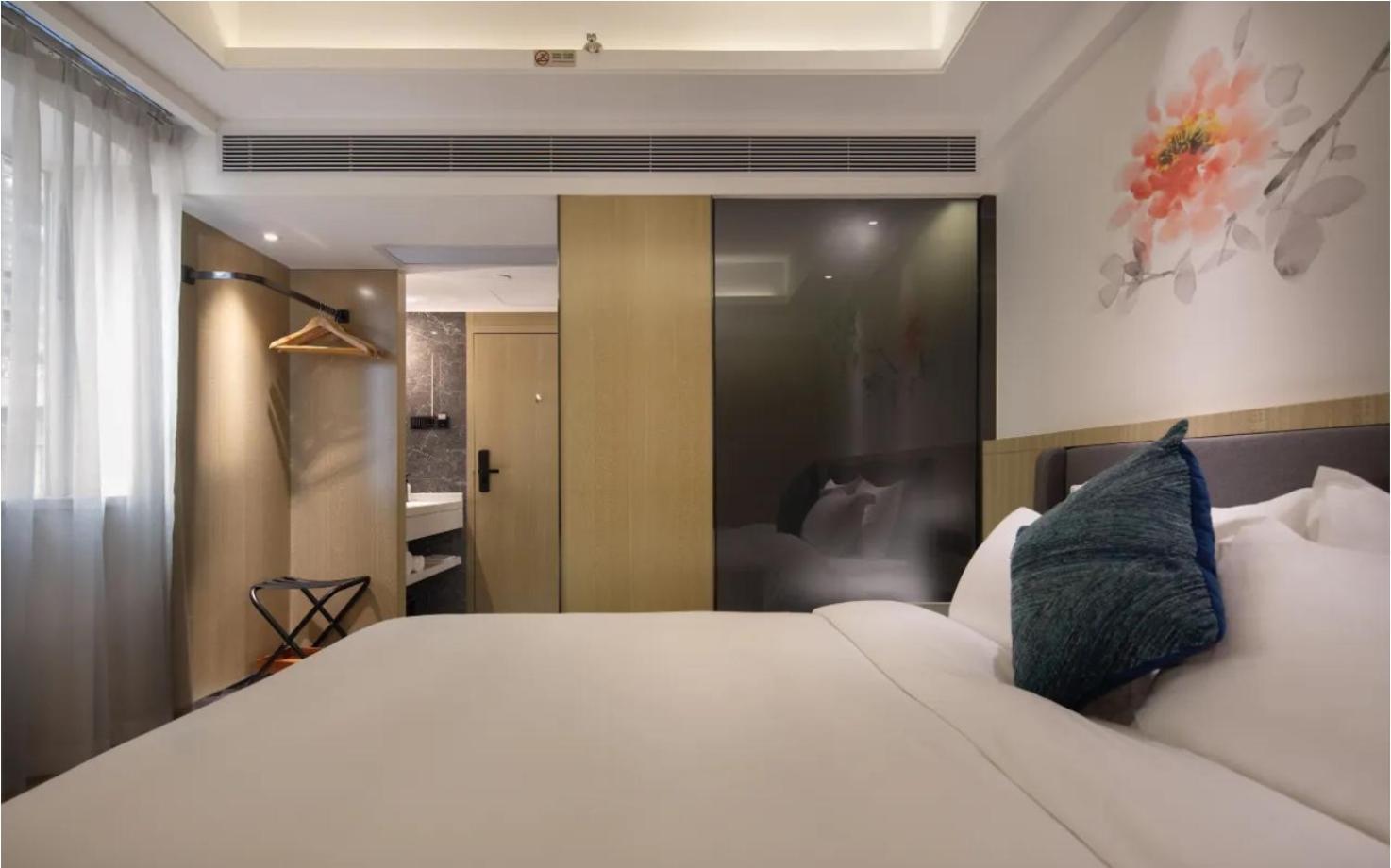 Paco Hotel Guangzhou Jiangtai Road Metro Branch Exterior photo